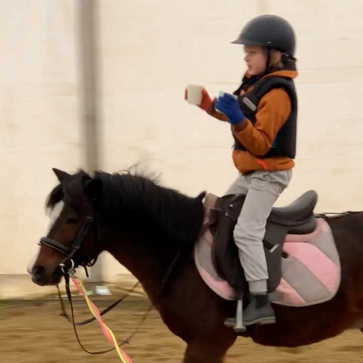 Nauka jazdy konnej w JKS Olsza