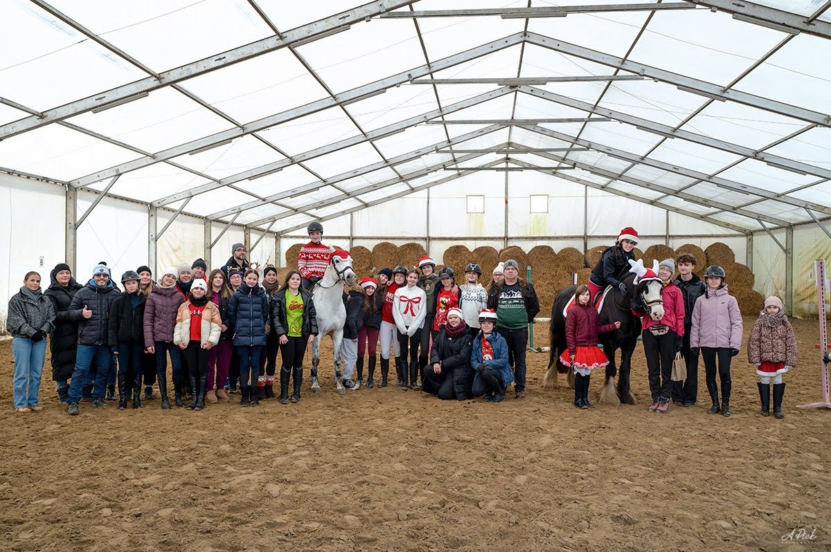 Zawody Mikołajkowe w JKS Olsza